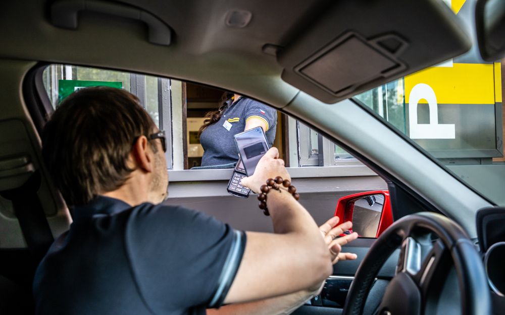 drive through mcdonalds